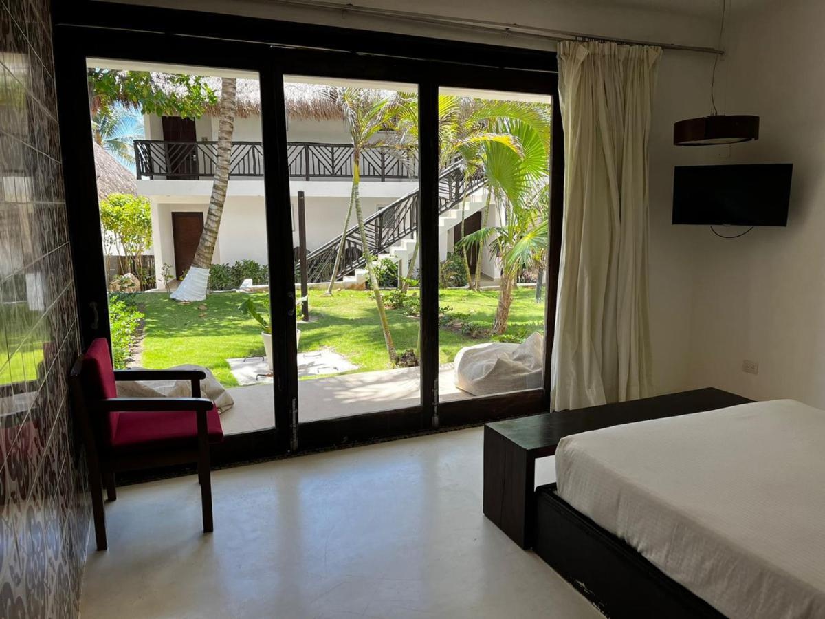 Le Reve By Mij - Beachfront Hotel (Adults Only) Playa del Carmen Exterior photo