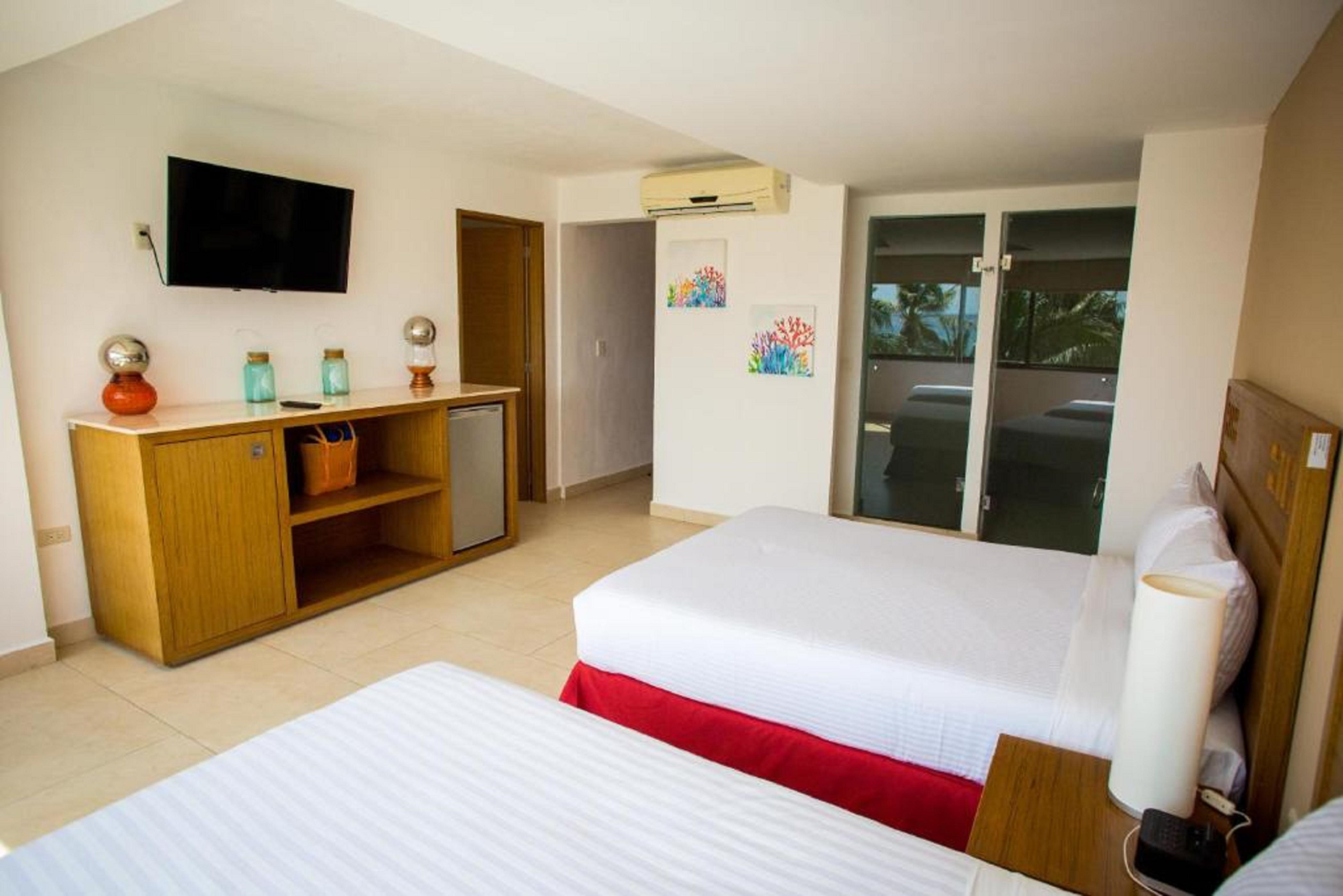 Le Reve By Mij - Beachfront Hotel (Adults Only) Playa del Carmen Exterior photo